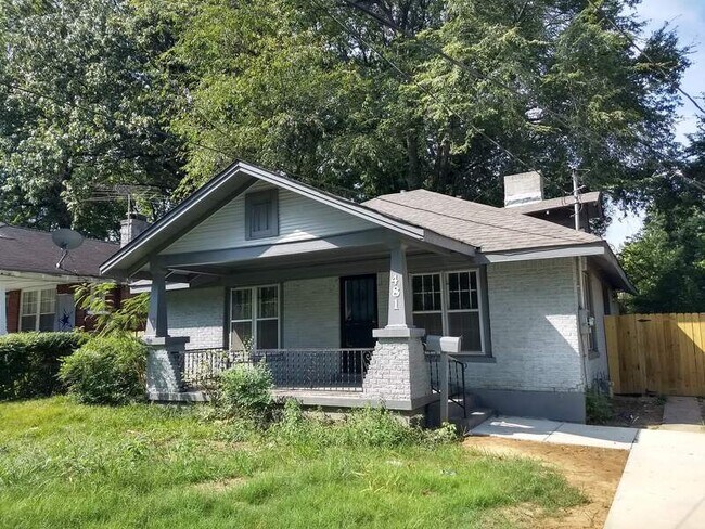 Primary Photo - 481 Marianna St