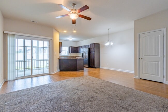 Building Photo - 500 Caldwell Loop