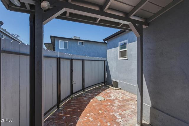 Building Photo - 250 S Ave 55