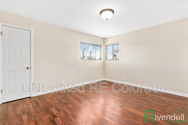 Building Photo - 1980 Willow St