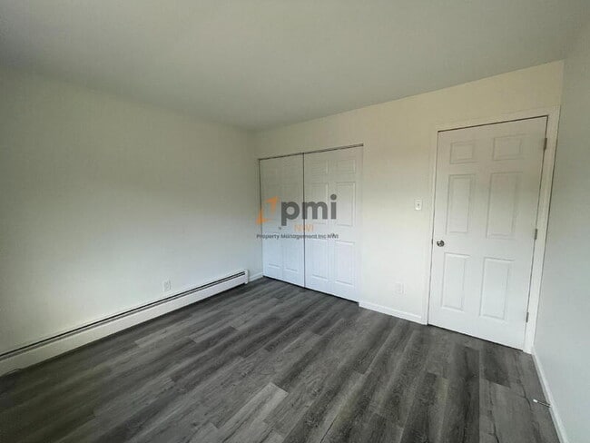 Building Photo - 6248 Kathryn Ct