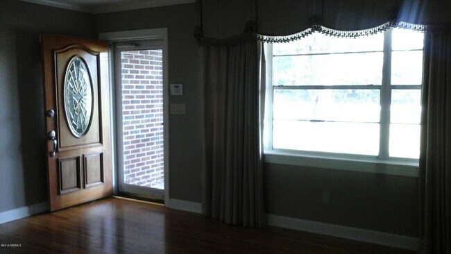 Building Photo - 957 Sea Island Pkwy