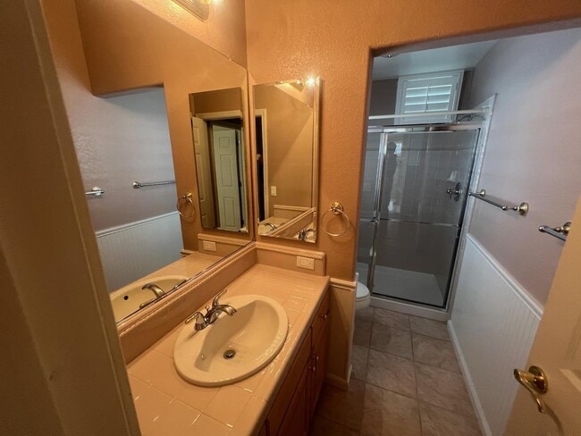 Building Photo - 2076 Mataro Way