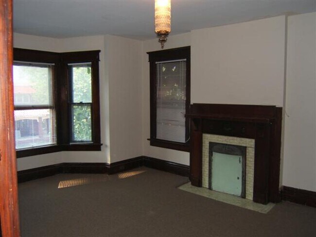 Building Photo - 172 Frambes Ave