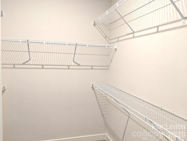 Building Photo - 3051 Salix Bend Dr