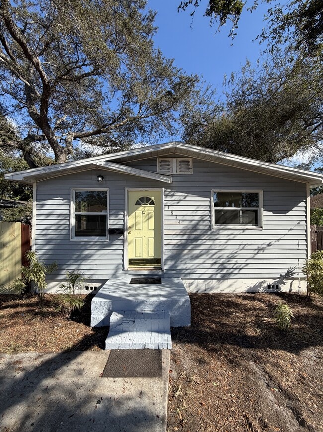 Building Photo - 1834 44th St S