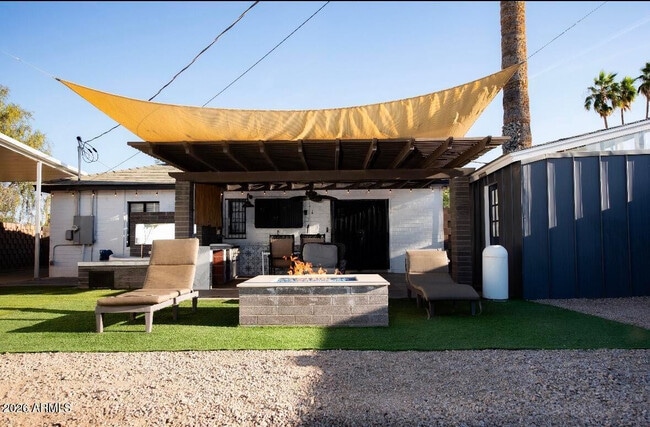 Building Photo - 1720 N Whittier Dr