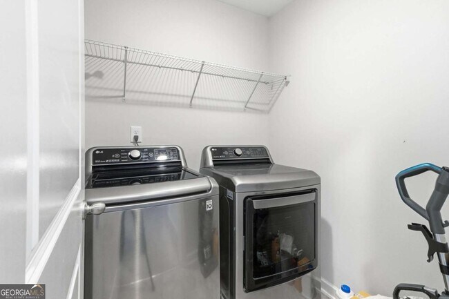 Building Photo - 79 Lantana Crossing