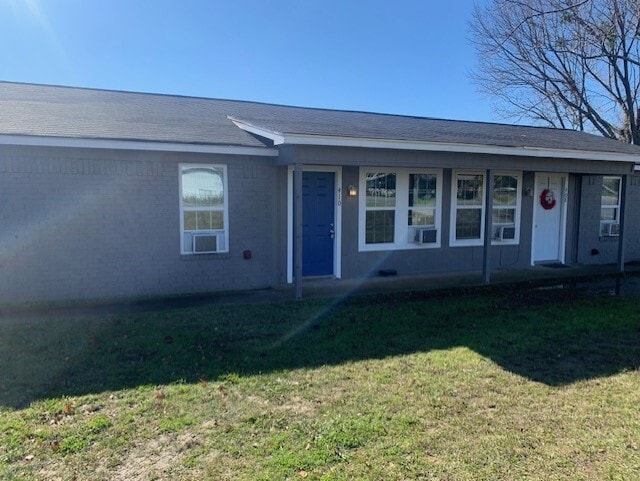 Building Photo - 408 Conveyor Dr