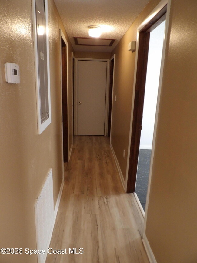 Building Photo - 6318 Hudson Rd