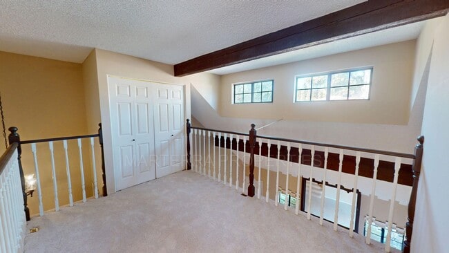 Building Photo - 3 Bed/2.5 Bath Townhome In Eastside Costa ...