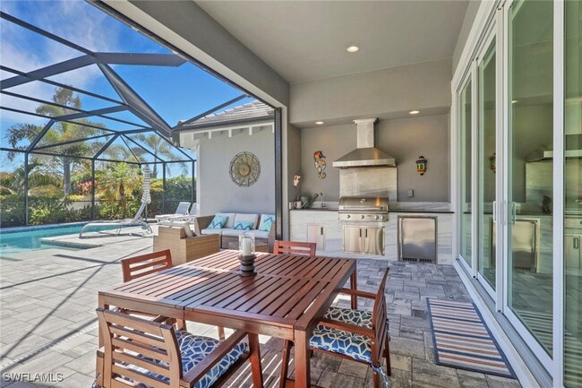 Building Photo - 6394 Warwick Ave