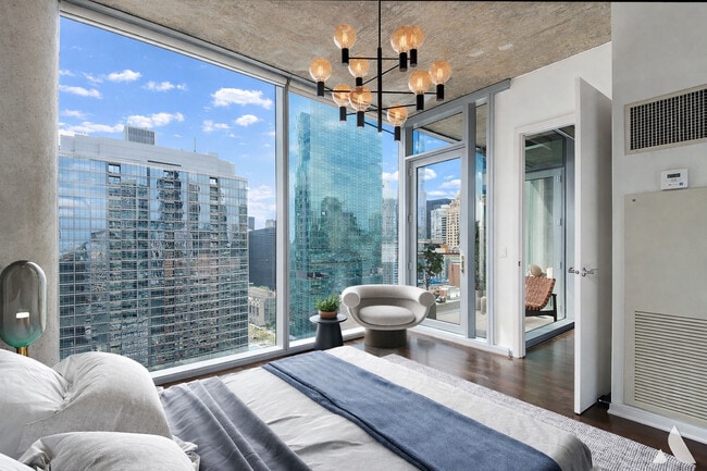 Building Photo - 600 N Fairbanks Ct