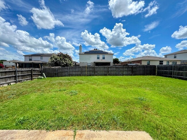 Building Photo - 3302 Catalina Dr