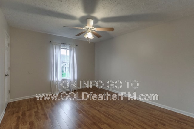 Building Photo - 1363 Benley St