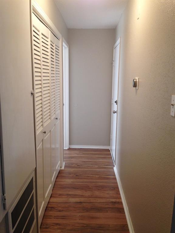 Building Photo - 927 Three Forks Dr