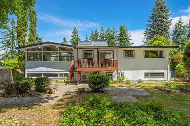 Building Photo - 12527 SE 52nd St