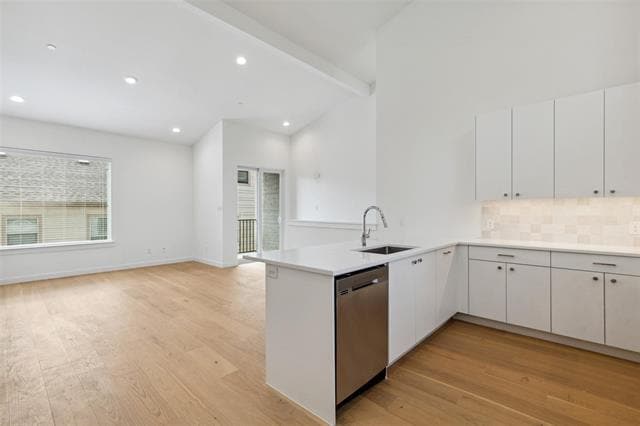 Building Photo - 6144 Oram St