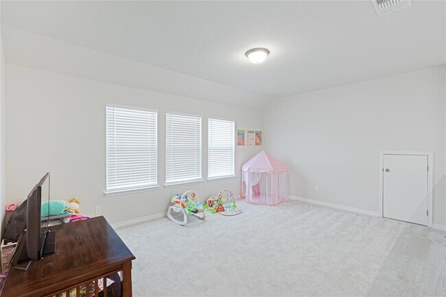 Building Photo - 213 Mira Mesa Dr