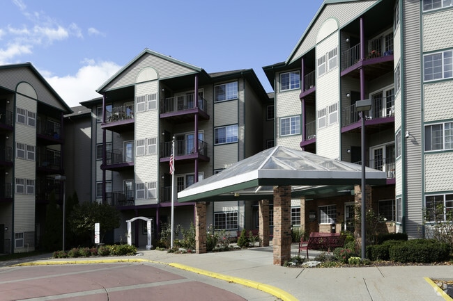 Front Entrance - Seniors of Nelson Place