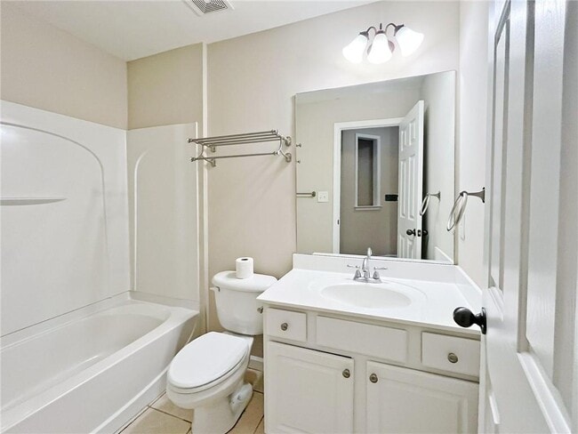 Building Photo - 525 Grove Field Ct NW