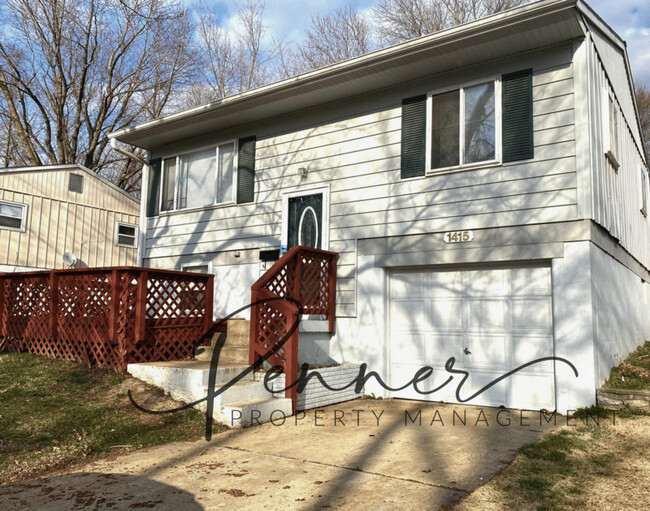 Primary Photo - 1415 N Cherokee St