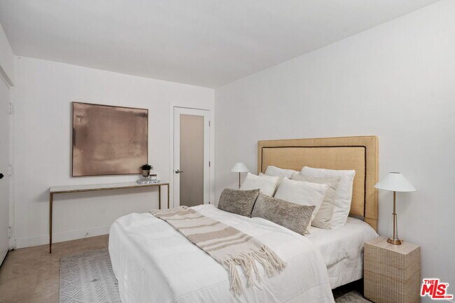 Building Photo - 234 S Tower Dr