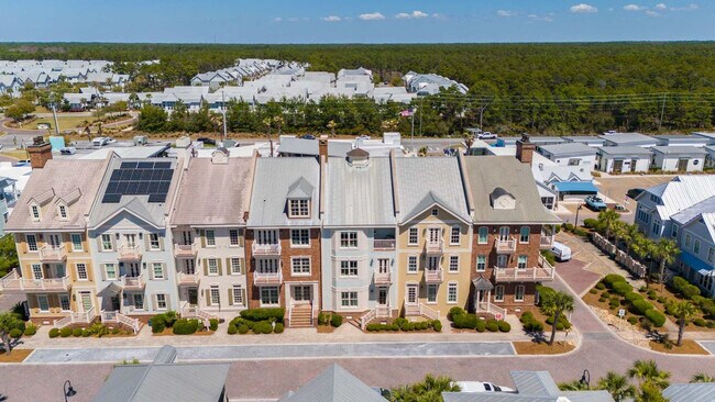 Building Photo - 49 Pleasant St