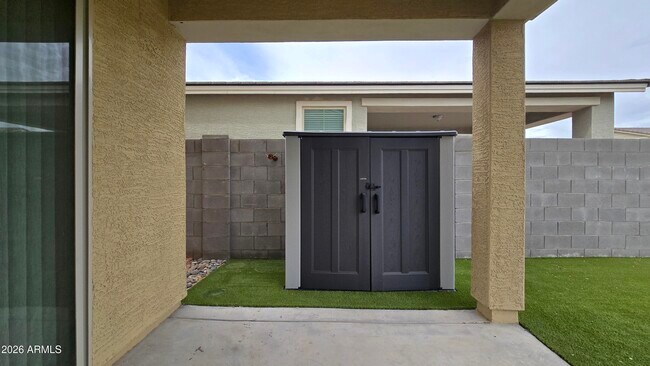 Building Photo - 19810 W Verde Ln