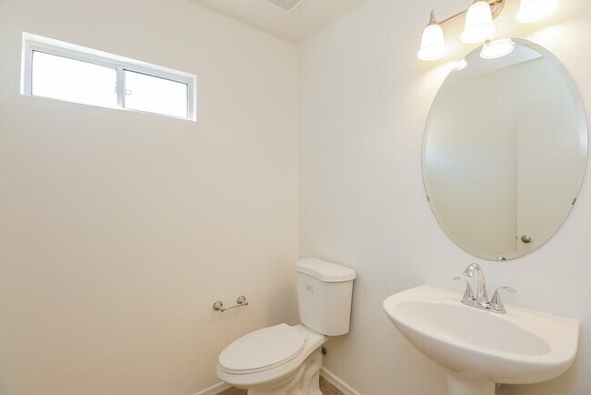 Building Photo - 3199 E San Manuel Rd