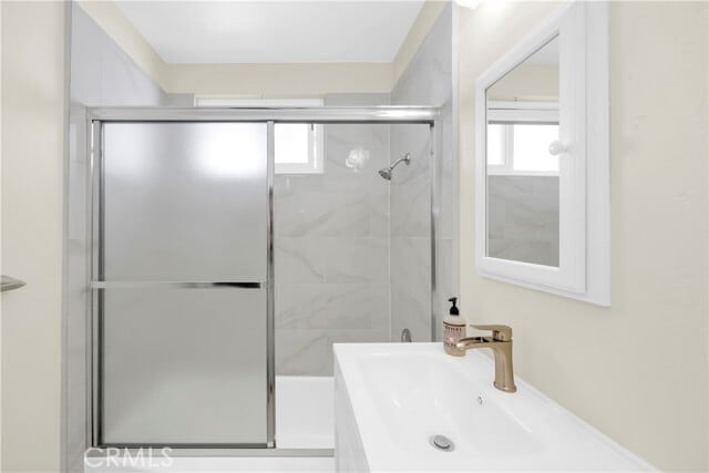 Building Photo - 213 Avenida Rosa