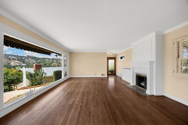 Building Photo - Charming La Habra Heights Home with Scenic Views – 2 Bed, 2 Bath