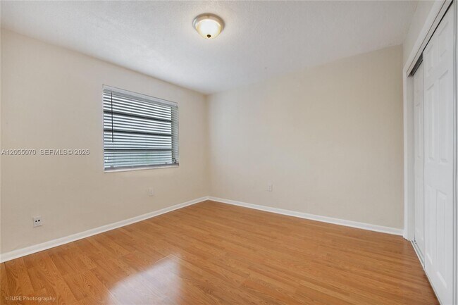 Building Photo - 5100 W Flagler St