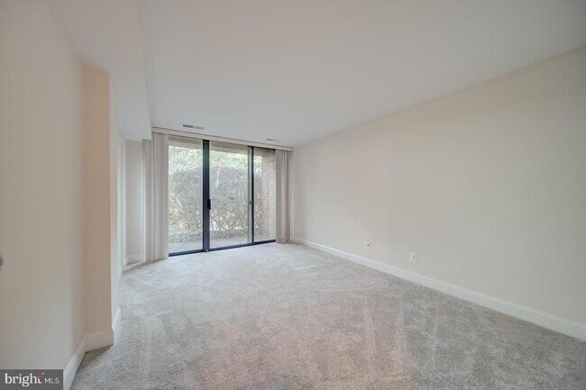 Building Photo - 515 N Armistead St