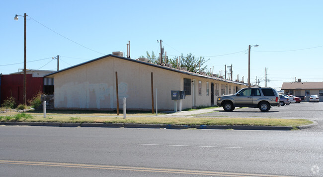 Building Photo - Hercules Apartments