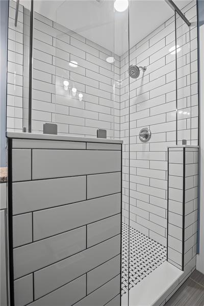 Building Photo - 2889 Macon Dr SE