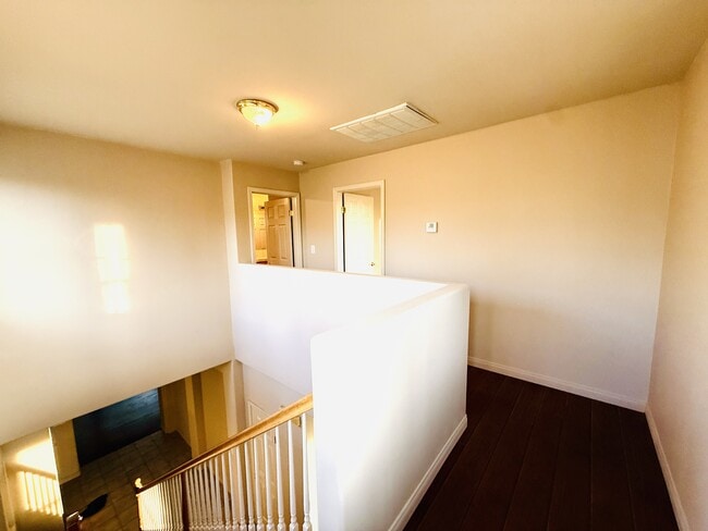 Building Photo - 1304 Torulosa Dr