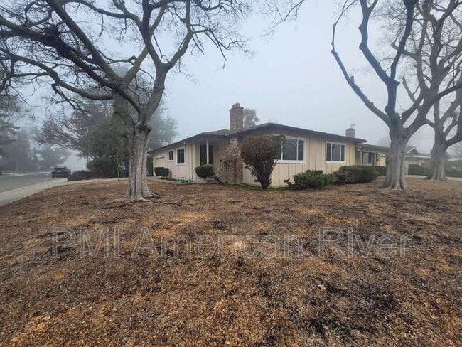 Building Photo - 602 Lelandhaven Way