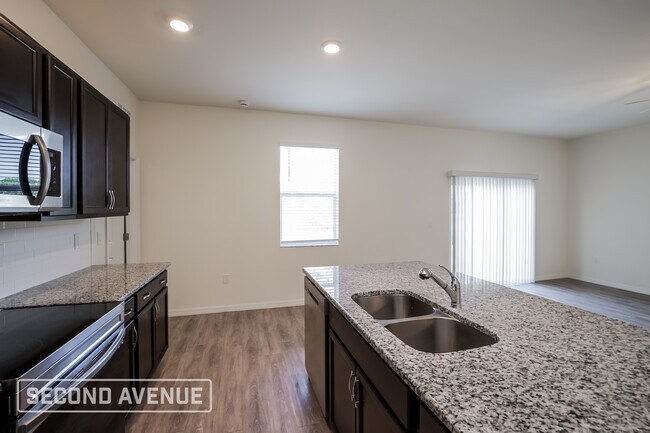 Building Photo - 2721 NW 18th Pl