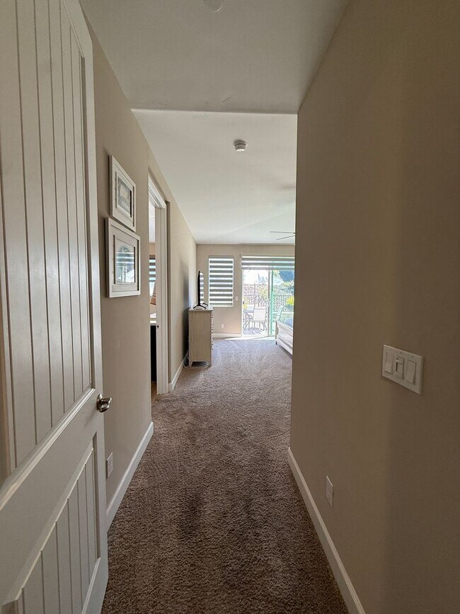 Building Photo - Beautiful Newer Meadows at Rice Ranch Sing...