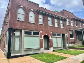 Building Photo - 3861-3869 McRee