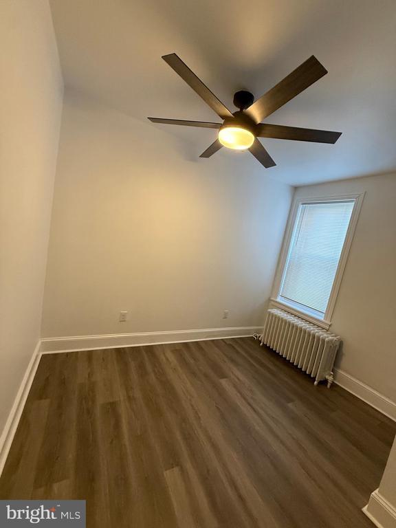 Building Photo - 4937 Walnut St