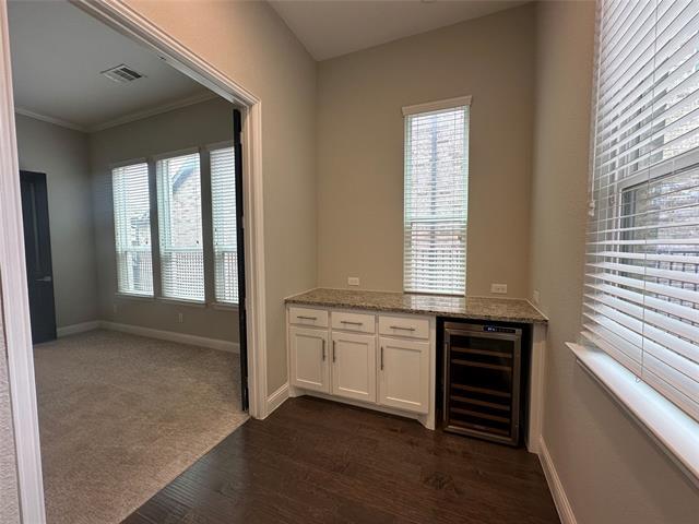 Building Photo - 7105 Royal View Dr