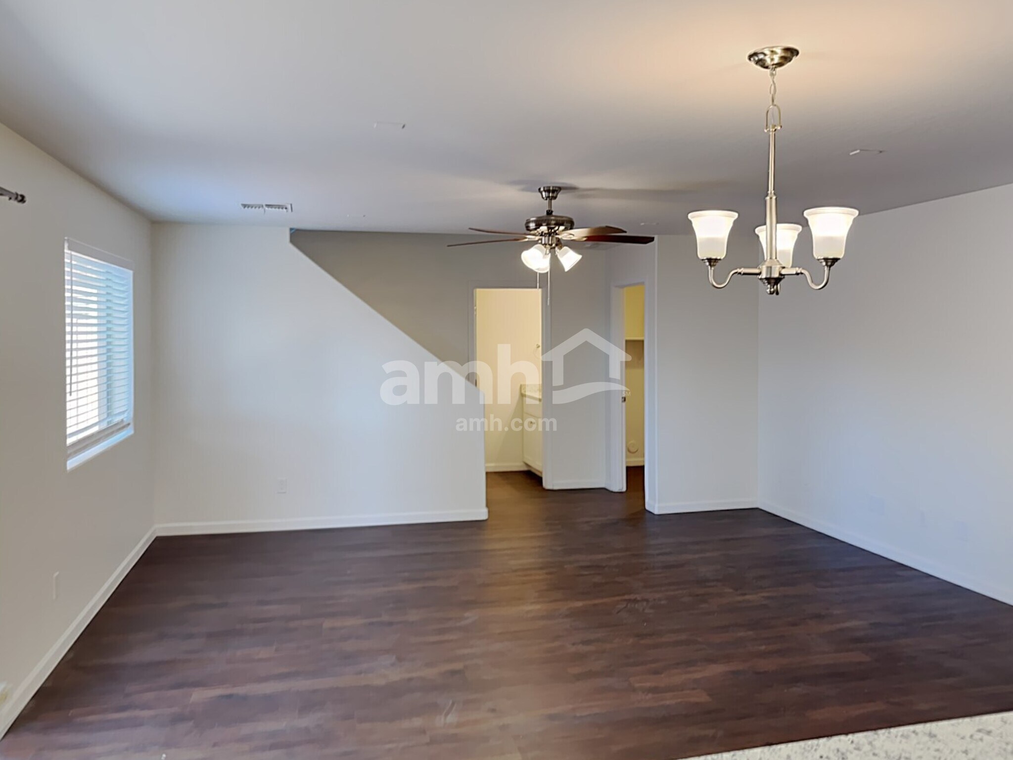 Building Photo - 1713 E Bradstock Way