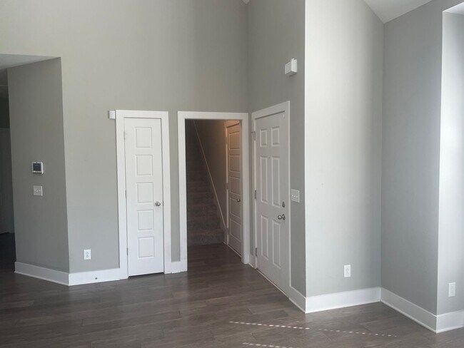 Building Photo - Newer Rental Home in Smyrna