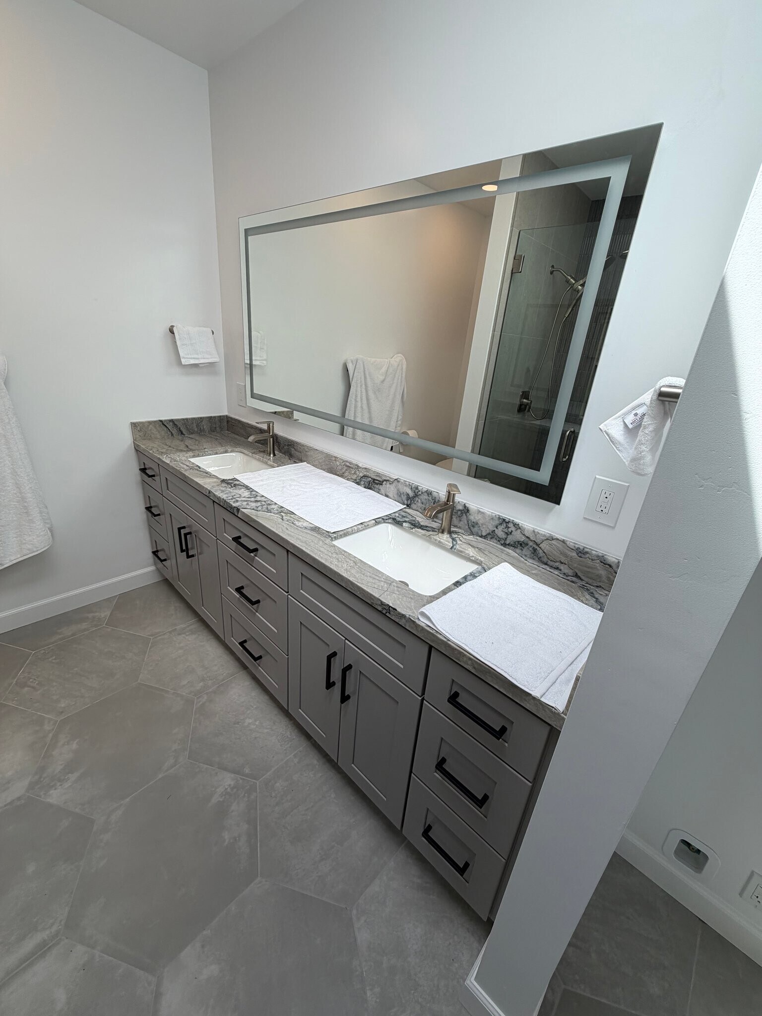 Building Photo - 778 Del Riego Ave