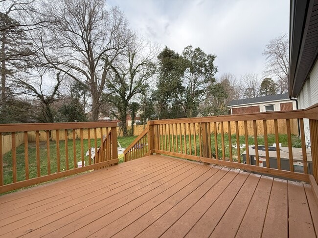 Building Photo - 2763 Catalina Ave