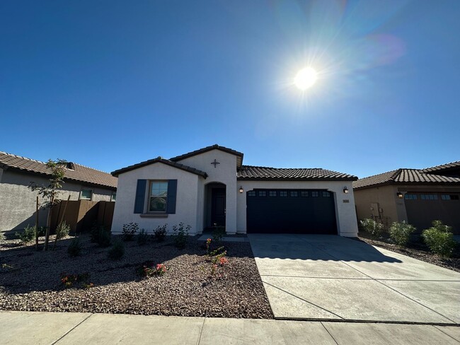 Primary Photo - BRAND NEW HOME WARNER MEADOW GILBERT