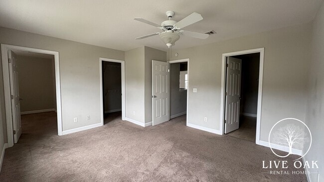 Building Photo - SUMMER MOVE-IN SPECIAL: $500 OFF 1st MONTH...