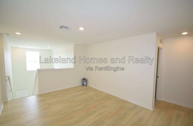 Building Photo - 4060 Radiant Mountain Dr